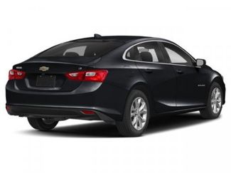 New 2025 Chevrolet Malibu LT w/ Midnight Edition video 2