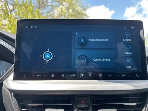Used 2025 Ford Escape Platinum AWD/4WD image 25