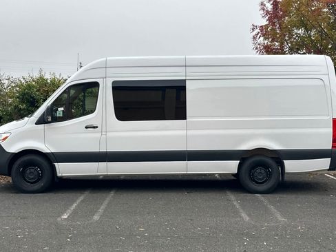 New 2025 Mercedes-Benz Sprinter 2500 image 6