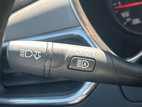 Used 2023 Chevrolet Equinox LT w/ LPO, Floor Liner Package FWD image 30