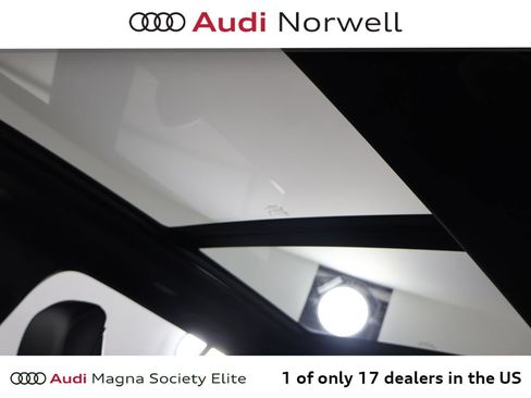 Used 2025 Jeep Grand Cherokee Limited AWD/4WD image 8