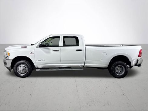 Used 2020 RAM 3500 Tradesman image 9