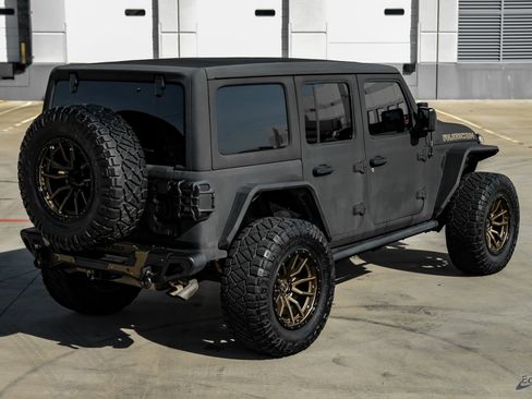 Used 2021 Jeep Wrangler Unlimited Rubicon image 17