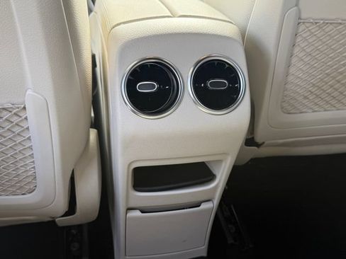 Used 2025 Mercedes-Benz GLA 250 image 30