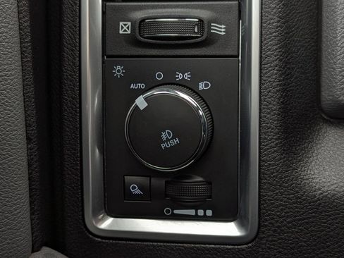Used 2017 RAM 1500 Big Horn AWD/4WD image 24