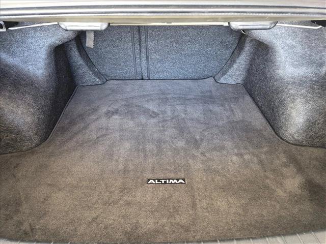 Used 2025 Nissan Altima 2.5 SV FWD image 5