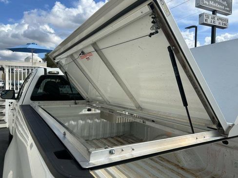 Used 2020 Chevrolet Colorado LT w/ Safety Package image 28