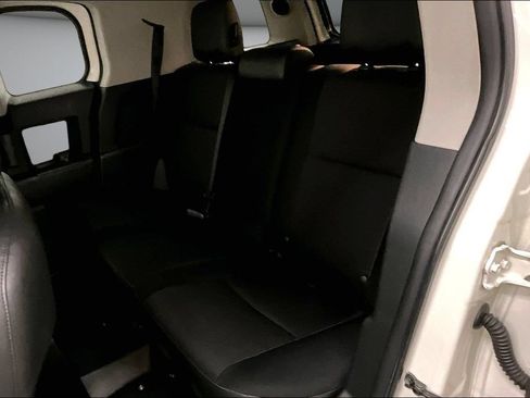 Used 2013 Toyota FJ Cruiser 4WD w/ Upgrade Pkg image 20