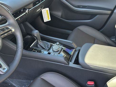 New 2026 MAZDA MAZDA3 2.5 Turbo Sedan w/Premium Plus image 16