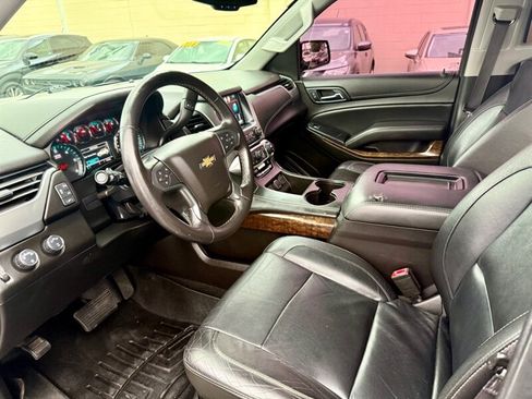 Used 2017 Chevrolet Suburban LT AWD/4WD image 9