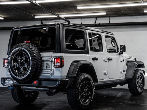 Used 2023 Jeep Wrangler Unlimited w/ Cold Weather Group AWD/4WD image 5