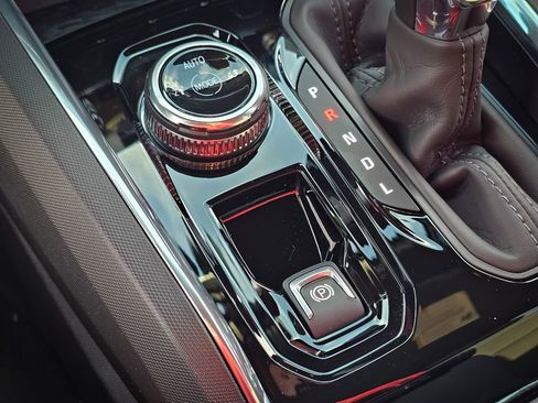 New 2026 GMC Canyon Elevation w/ Convenience Package image 27