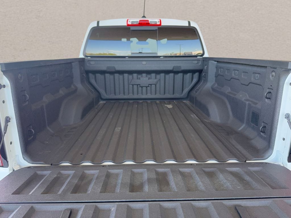 Used 2024 Chevrolet Colorado LT w/ LT Convenience Package II RWD image 27