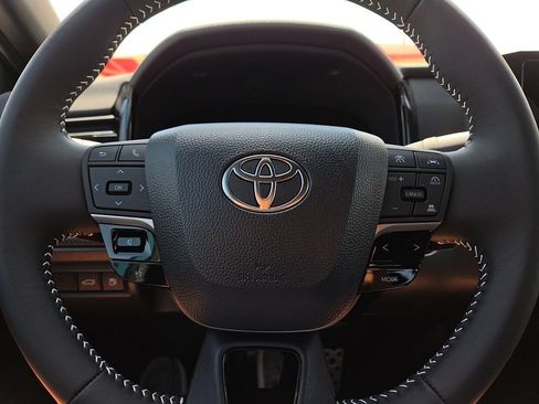 New 2026 Toyota Camry SE w/ Convenience Package FWD image 25