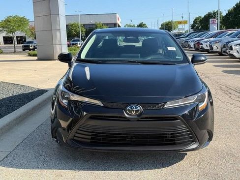 Used 2024 Toyota Corolla LE FWD image 8