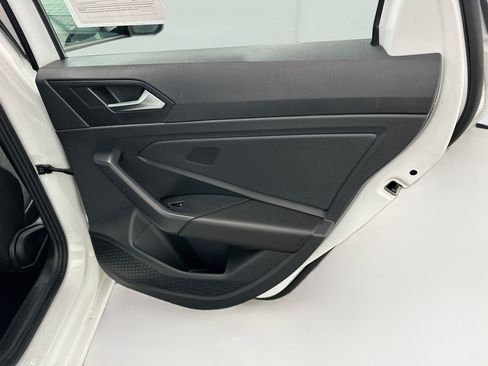 Used 2025 Volkswagen Jetta Sport FWD image 30