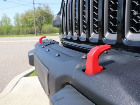 Used 2021 Jeep Wrangler Unlimited Rubicon AWD/4WD image 9