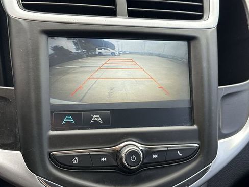 Used 2017 Chevrolet Sonic LT FWD image 22