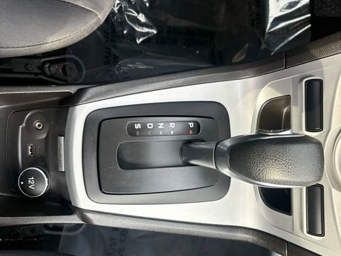 Used 2019 Ford Fiesta SE image 17