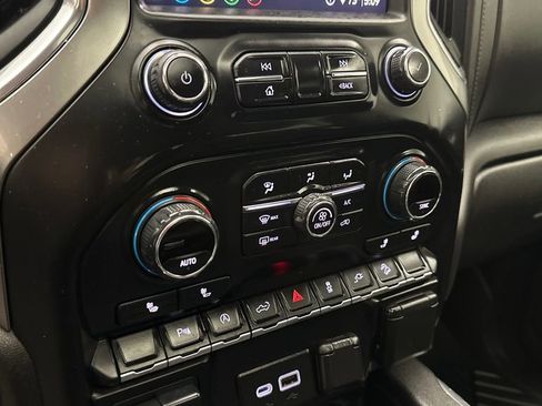 Used 2020 Chevrolet Silverado 1500 LT Trail Boss AWD/4WD image 24