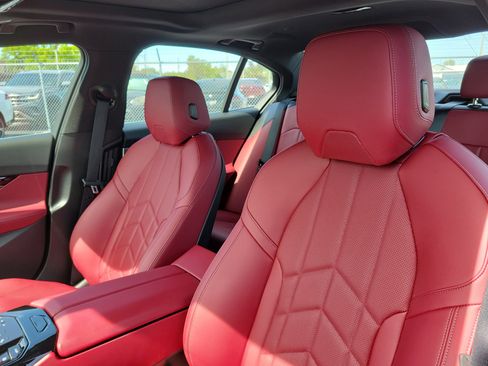 Used 2026 BMW 540i xDrive image 23