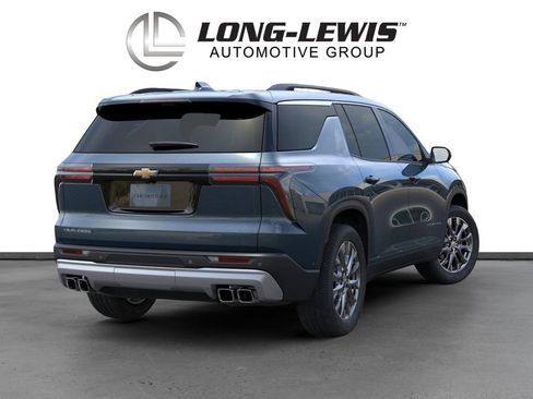New 2026 Chevrolet Traverse LT w/ Sun and Wheel Package FWD image 4