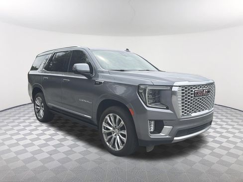 Used 2022 GMC Yukon Denali w/ Denali Premium Package RWD image 8