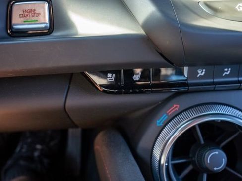 Used 2019 Chevrolet Camaro ZL1 RWD image 20