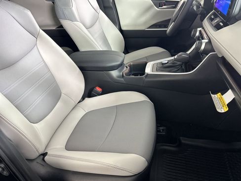 New 2025 Toyota RAV4 Limited image 25
