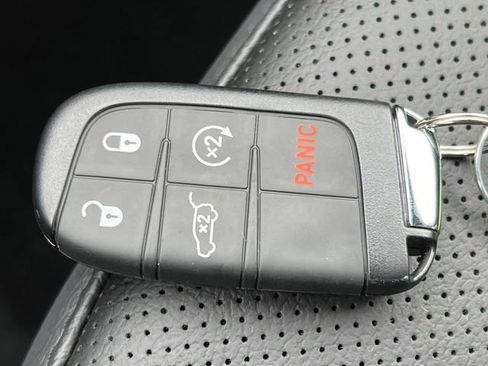 New 2025 Jeep Compass Trailhawk w/ Trailhawk Elite Group image 36