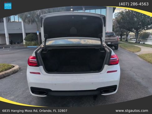 Used 2017 BMW 740i RWD image 39