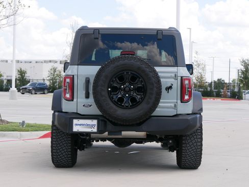 Used 2024 Ford Bronco Wildtrak AWD/4WD image 8