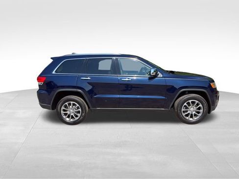 Used 2016 Jeep Grand Cherokee Limited AWD/4WD image 2