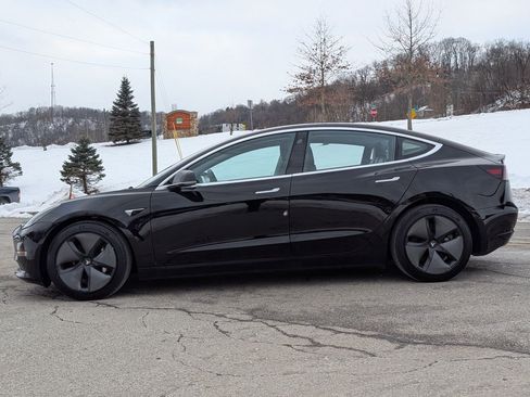Used 2018 Tesla Model 3 Long Range image 17