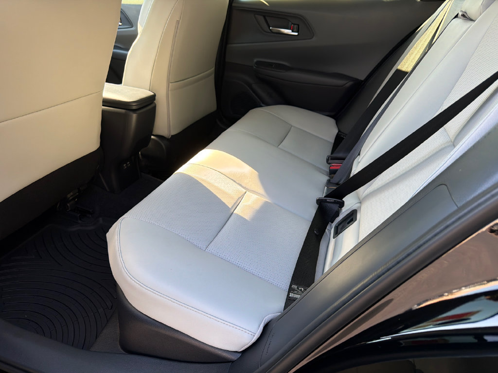 New 2027 Toyota Prius XLE FWD image 26