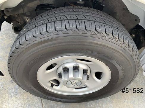 Used 2020 Chevrolet Express 2500 image 20