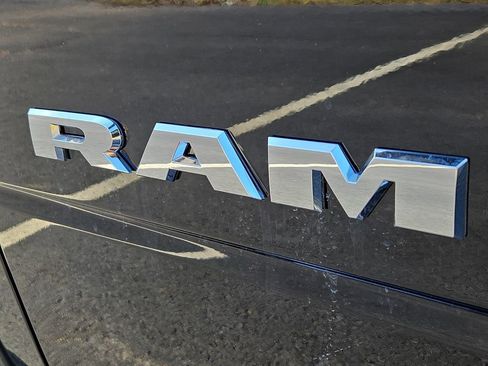 New 2026 RAM 3500 Big Horn AWD/4WD image 5
