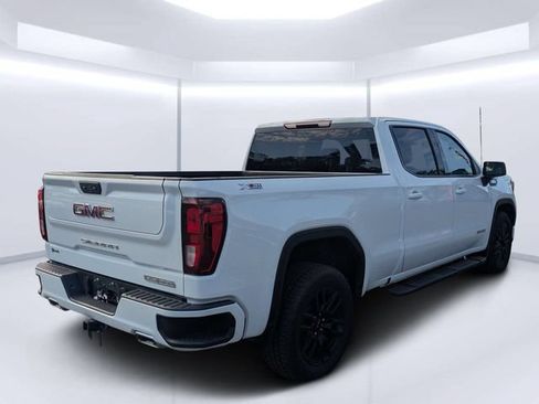 Used 2022 GMC Sierra 1500 Elevation w/ X31 Off-Road Package AWD/4WD image 3