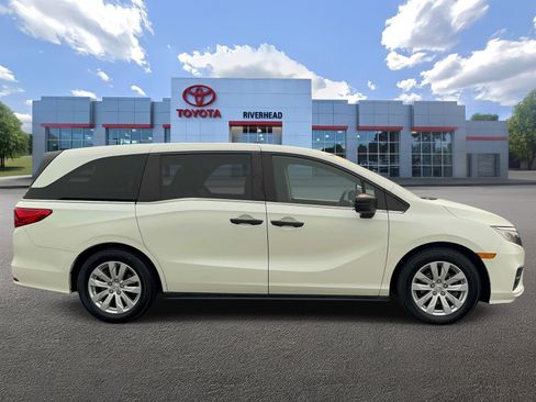 Used 2019 Honda Odyssey LX image 3
