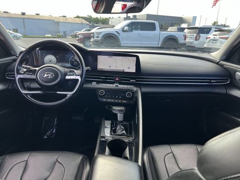 Used 2023 Hyundai Elantra Limited FWD image 31