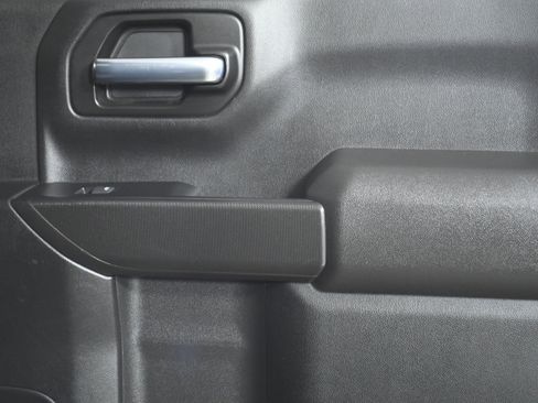 Used 2022 Chevrolet Silverado 1500 Custom Trail Boss w/ Safety Confidence Package image 24