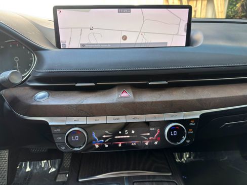 Used 2021 Genesis G80 2.5T w/ Prestige Package RWD image 23