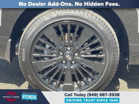 Certified 2025 Hyundai Santa Fe Calligraphy FWD image 11