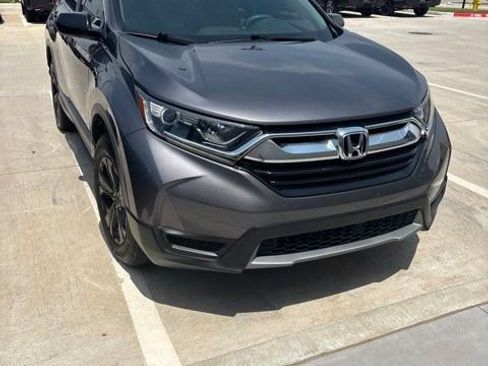 Used 2017 Honda CR-V LX image 1