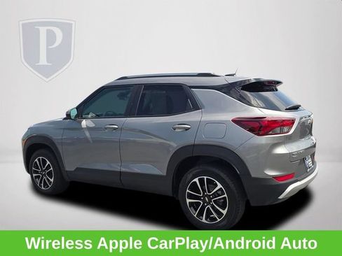 Certified 2025 Chevrolet TrailBlazer LT AWD/4WD image 11