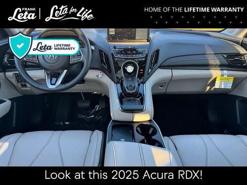 New 2025 Acura RDX Advance Package image 15