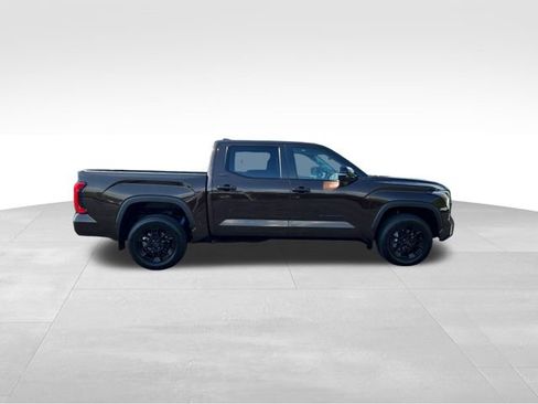 Used 2024 Toyota Tundra Limited w/ TRD Off-Road Package AWD/4WD image 4
