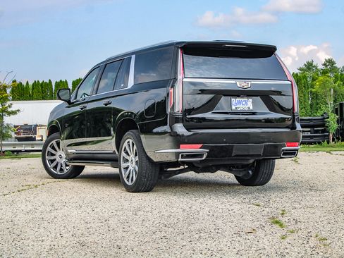 Used 2023 Cadillac Escalade ESV Premium Luxury AWD/4WD image 8