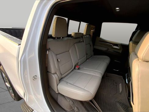 Used 2026 GMC Sierra 1500 SLT w/ SLT Premium Plus Package AWD/4WD image 19
