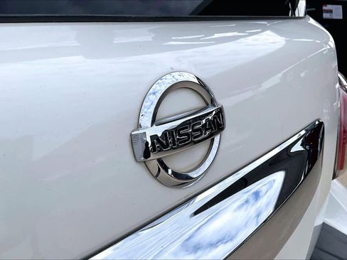 Used 2019 Nissan Armada Platinum w/ Captain's Chairs Package image 28